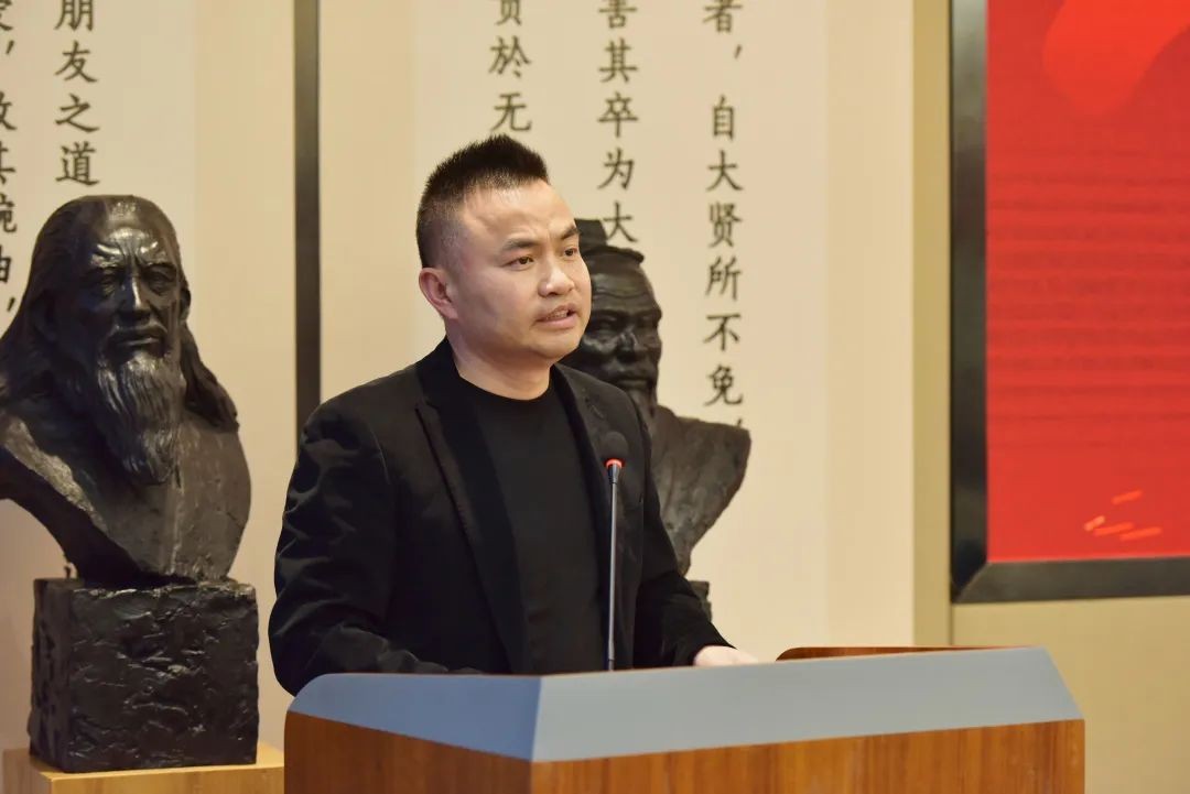空气能,太阳能,热水器 空气能,太阳能,热水器