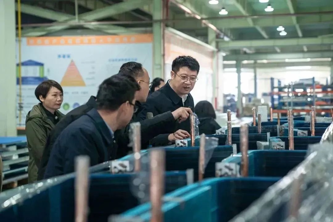 空气能,太阳能,热水器 空气能,太阳能,热水器