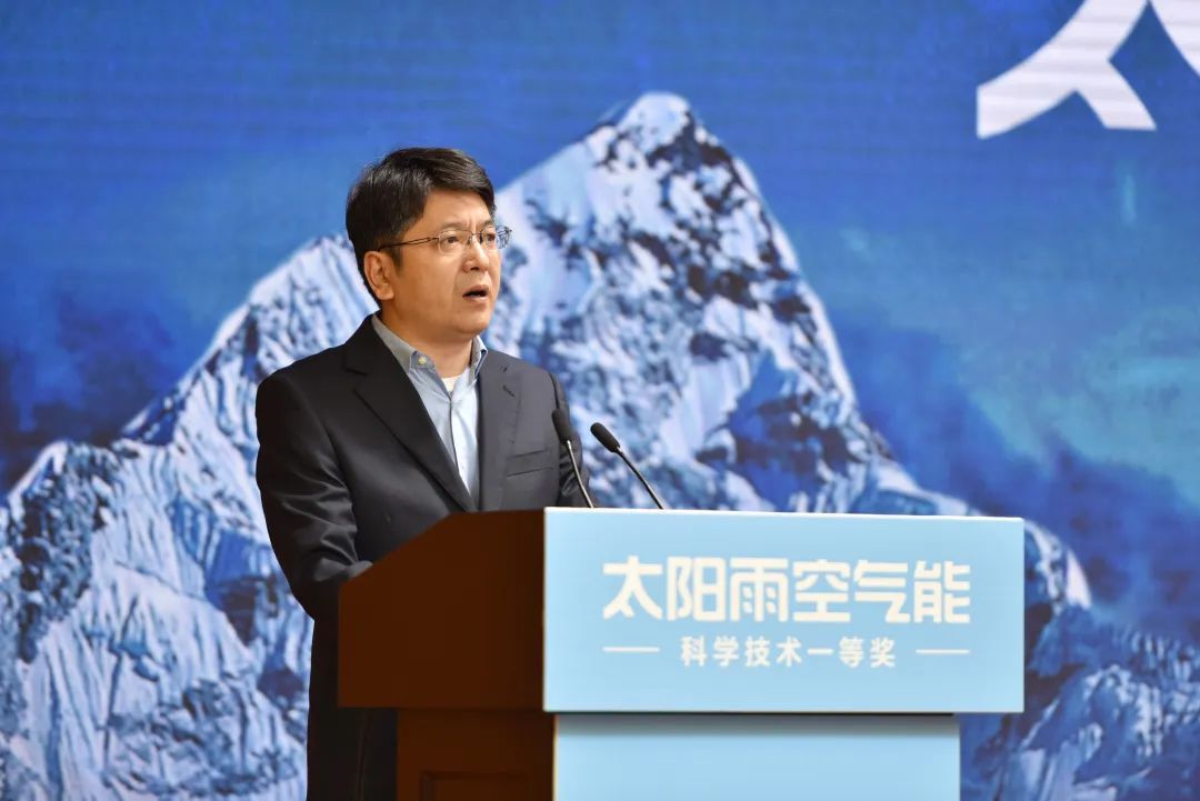 空气能,太阳能,热水器 空气能,太阳能,热水器