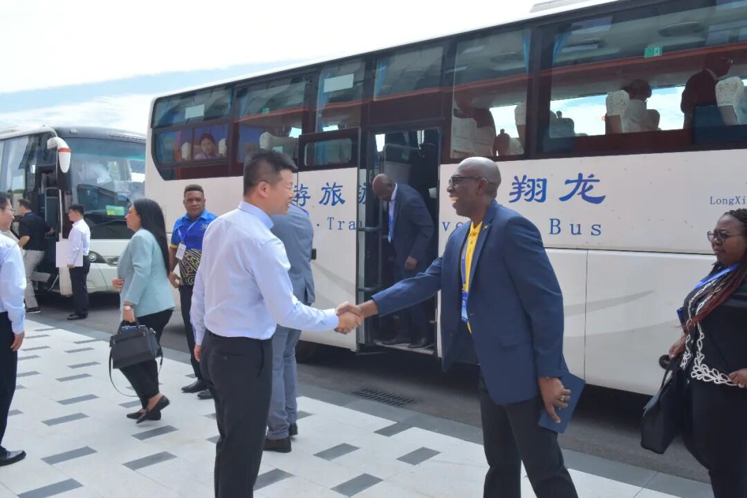 空气能,太阳能,热水器 空气能,太阳能,热水器