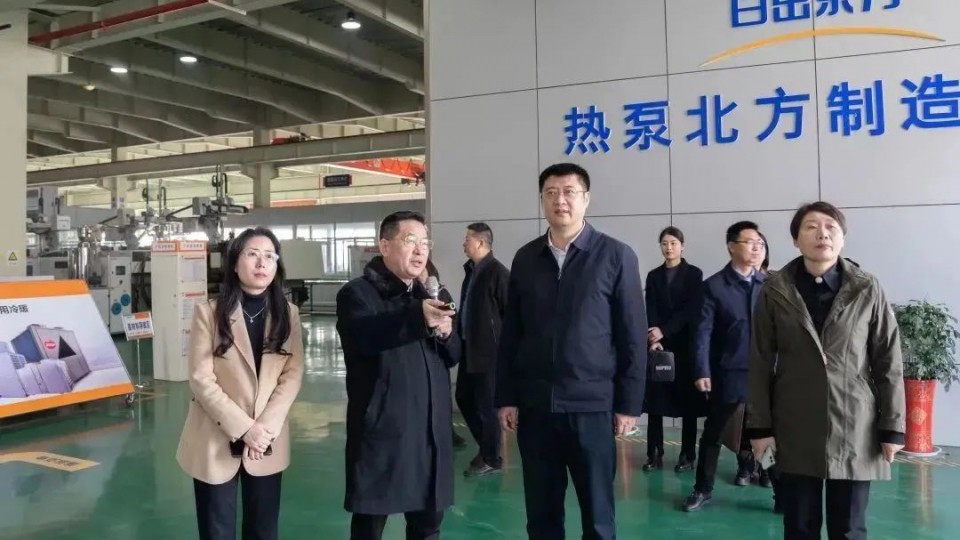 连云港市海州区委副书记、区长李锋一行莅临集团考察重点项目建设情况