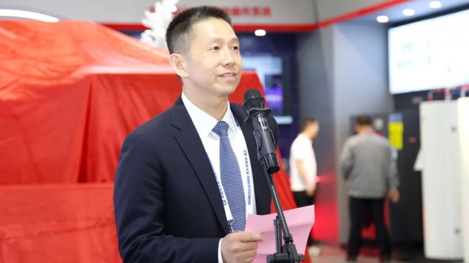 太阳雨空气能采暖机斩获“2024中国制冷展创新产品”奖